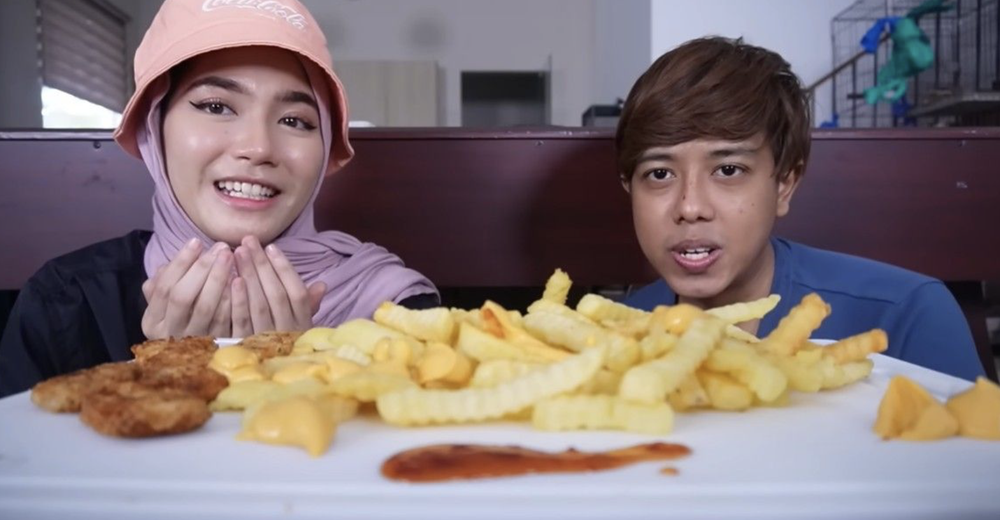 Image from: Dulu Viral Makan Kentang Goreng Berdua, Ammar Nazhan & Kekasih Selamat Bertunang