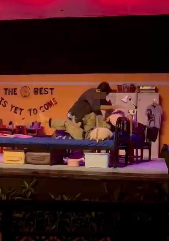 Image from: “Dah Tak Malu Ke? Melampau!” – Babak Atas Katil Pementasan Teater Universiti Terkemuka Dikecam