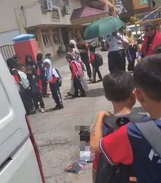 Image from: Anak Maut Dilanggar, Bapa Minta Jangan Salahkan Pakcik Van -“Saya Dah Maafkan”