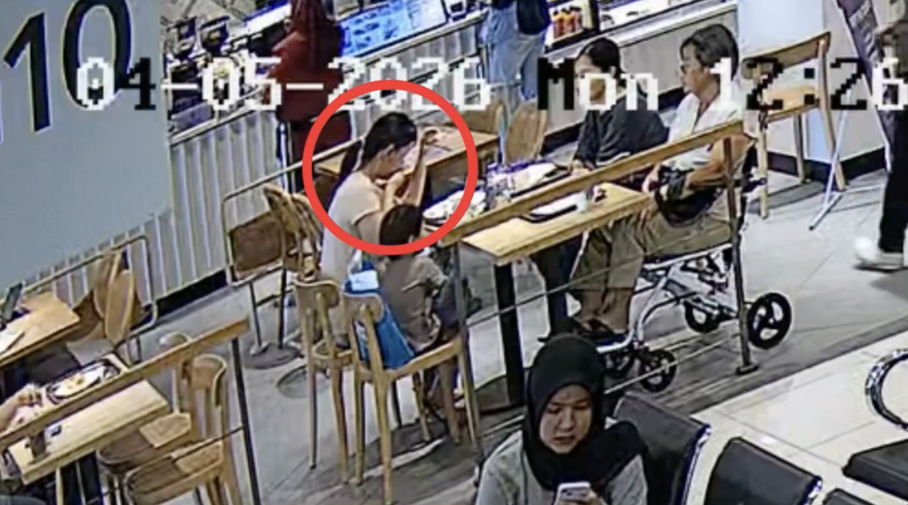Image from: Nyawa Diutamakan! Jururawat ‘Off Duty’ Pantas Bertindak Selamatkan Wanita Tercekik Makanan