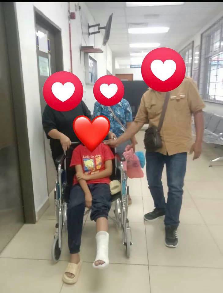 Image from: Terlanggar Tali Ampaian Sehingga Pakaian Jatuh Punca Murid Dipukul, Ditarik Rambut