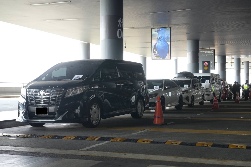 Image from: ‘Ulat’ KLIA Tumpas! JPJ Perkukuh Penguatkuasaan, 54 Kenderaan Termasuk Dikendali Warga Asing Disita