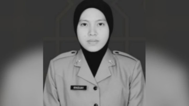 Image from: Allahyarhamah Siti Khadijah Dinaikkan Pangkat Lans Koperal Secara Anumerta, Keluarga Terima Bantuan TDM