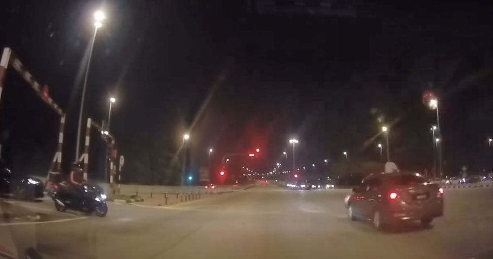 Image from: ‘OTW’ Balik Rumah, Rider Maut Dirempuh Kereta Dipandu Warga Asing