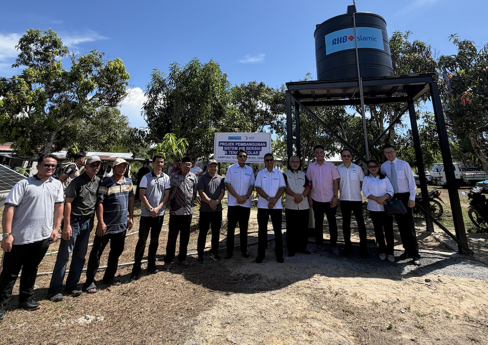 Image from: RHB Islamic, Yayasan Ikhlas Perluas Akses Air Bersih & Tenaga Solar Di Kampung Telinting