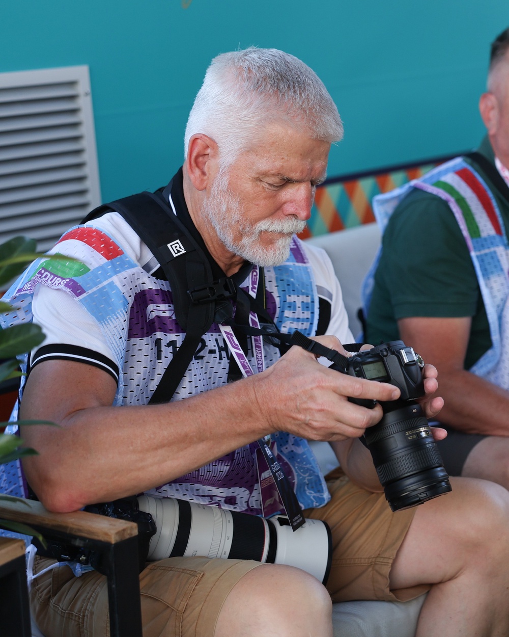 Image from: Hungarian GP: Bukan Di Paddock! Presiden Czech Jadi Jurugambar F1 Demi Minat Fotografi Sukan Permotoran