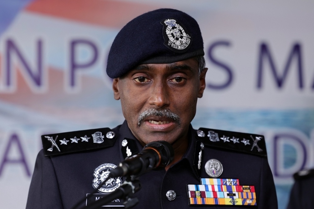 Image from: Polis Tahan Suspek Kes Cubaan Samun Van Keselamatan, Senjata Berjaya Dirampas