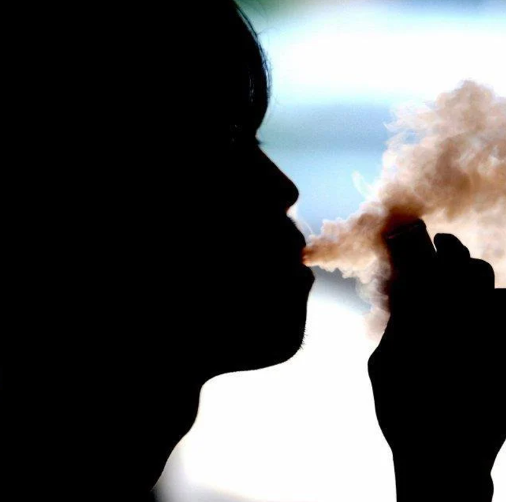Image from: Setitis Vape Mengandungi Bahan Terlarang Cuma RM1, Boleh Jerat Remaja Ke Lembah Dadah