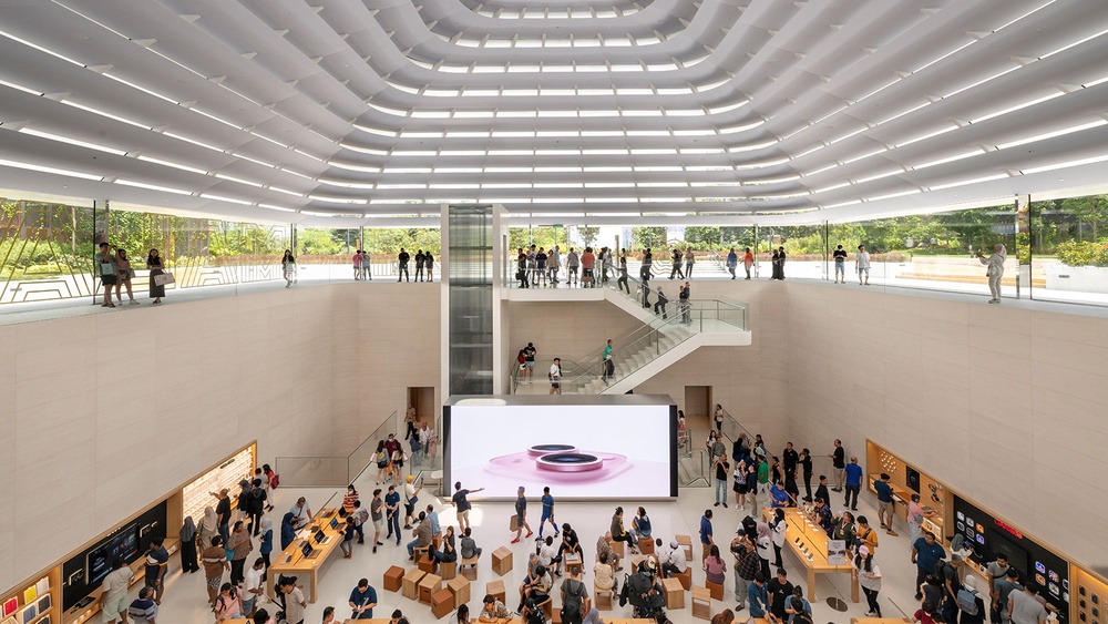 Apple 