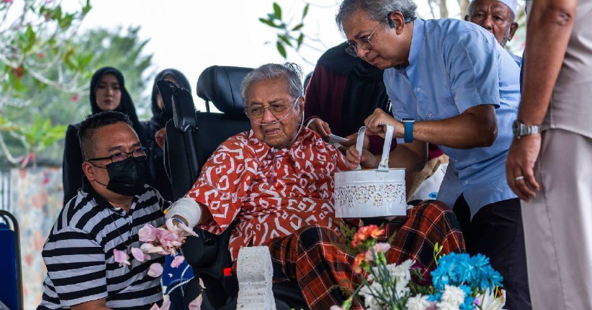tun M