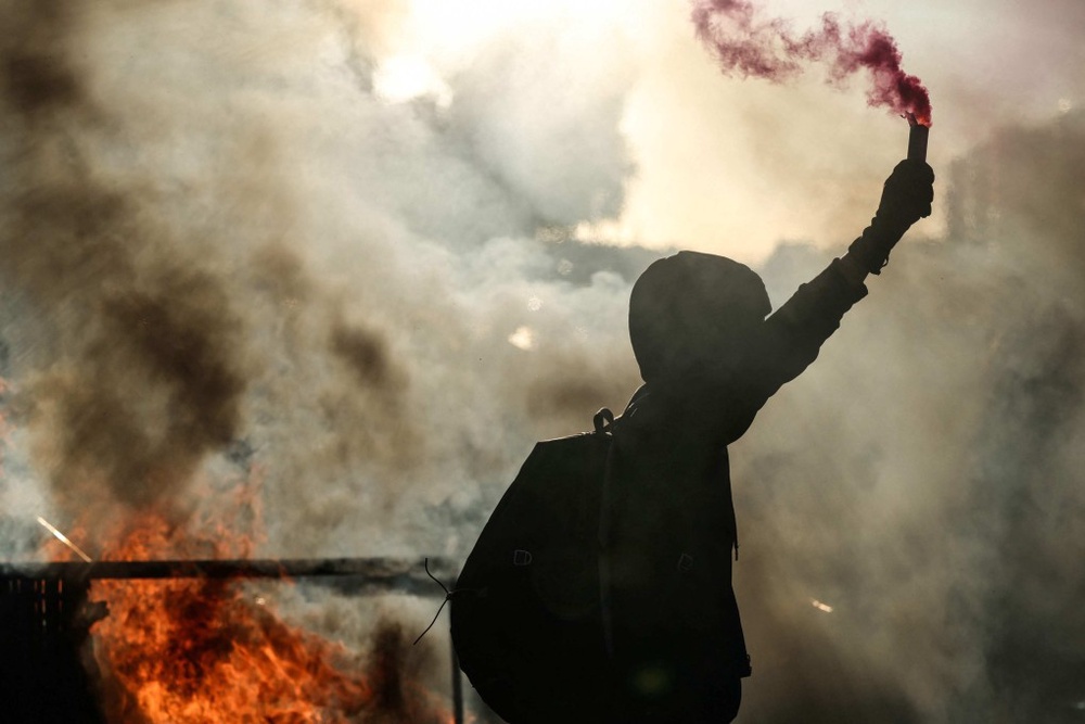 Feiry Protests New French prime minister greeted with fiery protests on first day at work