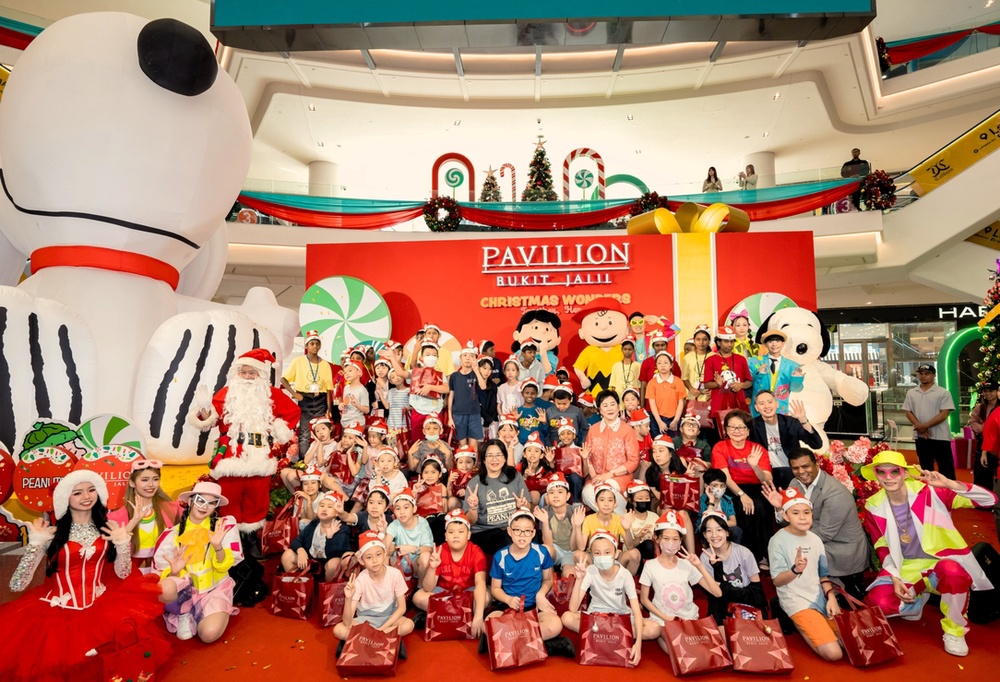 Image from: Pavilion Reit Malls Light Up The Klang Valley With Spectacular Christmas Festivities