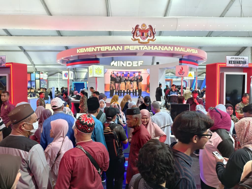 Image from: PMR 2025 Melaka Tonjol Kekuatan Pertahanan dan Perpaduan Rakyat