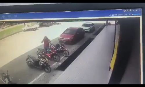 Man loses throttle control of motorcycle, crashes into parked car and ...