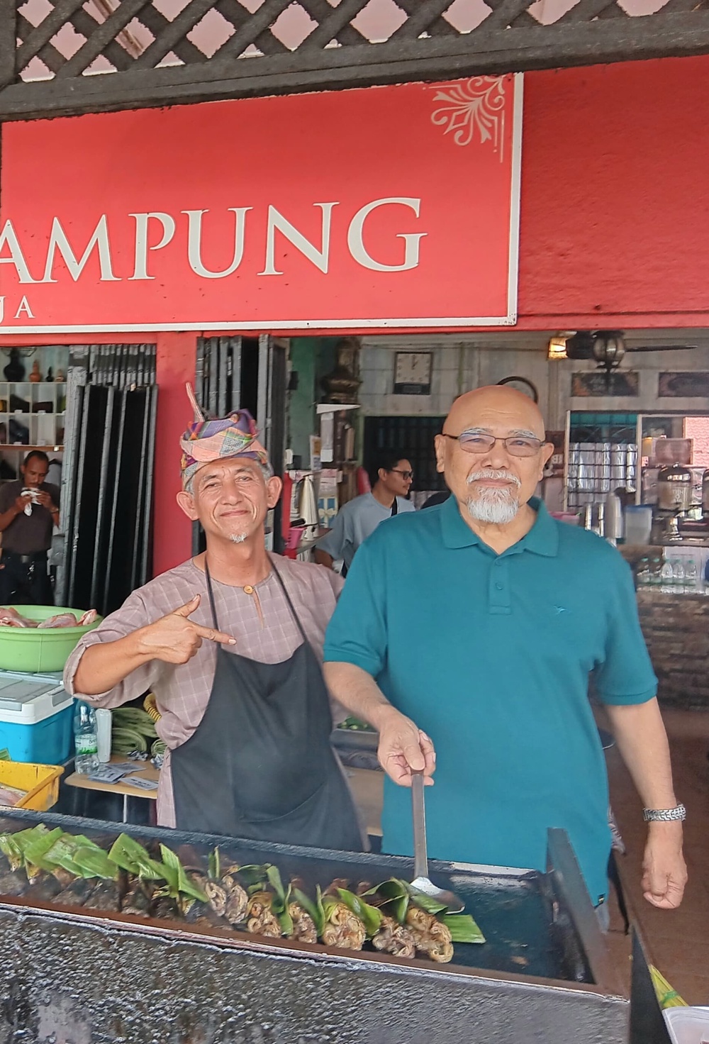 Image from: Extremely delicious heritage Malay cuisines at 'Teratak Warisan Kampung' in Kuala Kangsar Bandar DiRaja #JalanJalanMakan