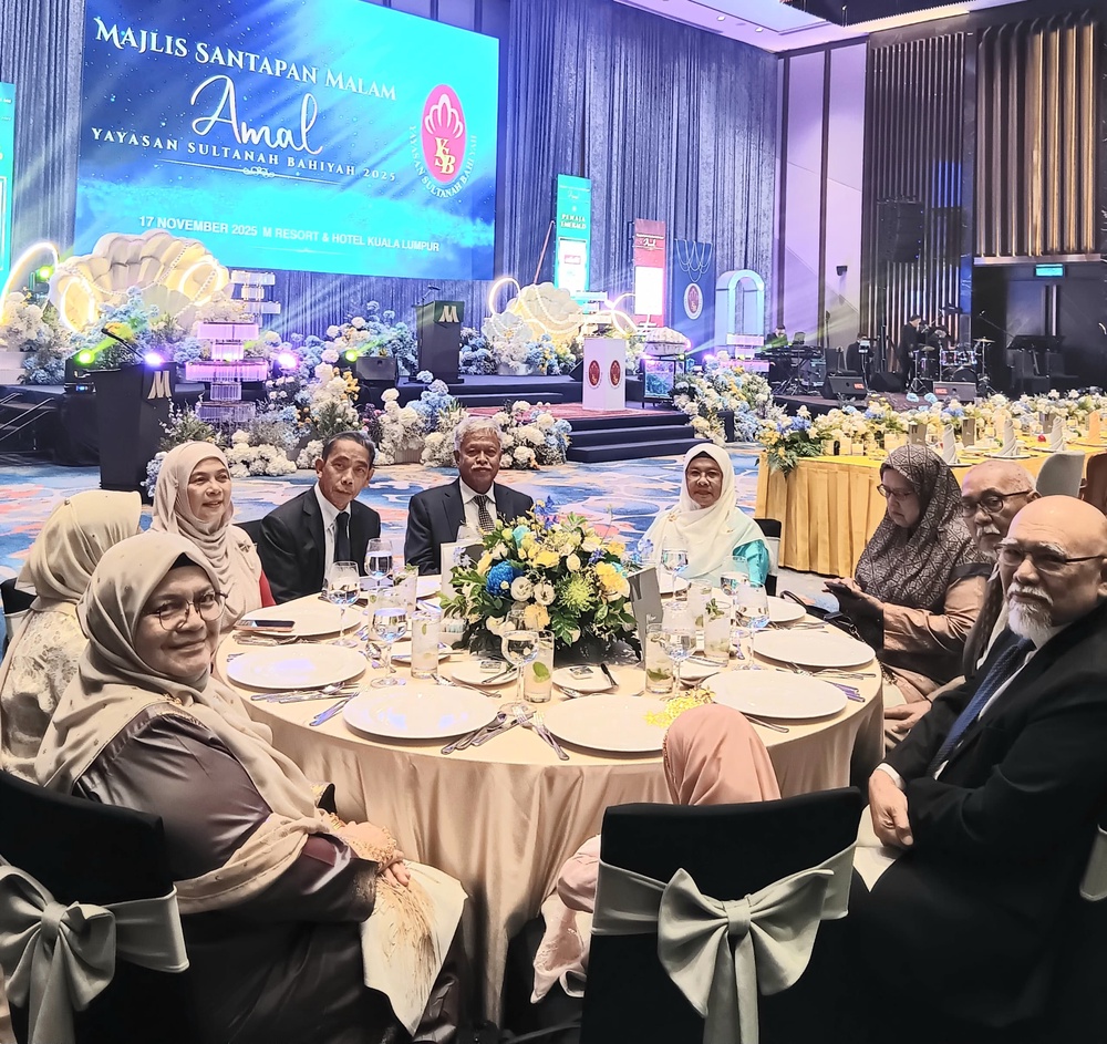 Image from: Sultanah Bahiyah Foundation (YSB) agent of change implementing charitable work for educational development programs     