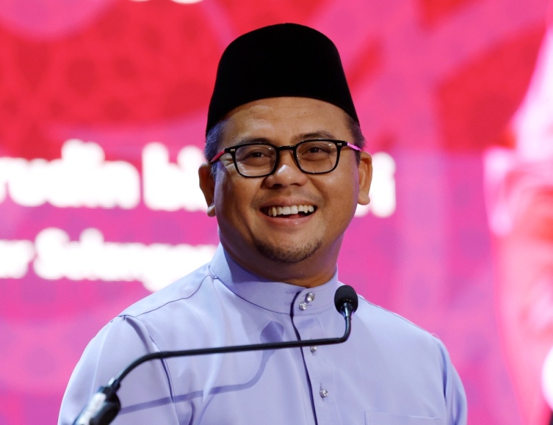 Selangor Menteri Besar Announces Special Aid for Civil Servants This