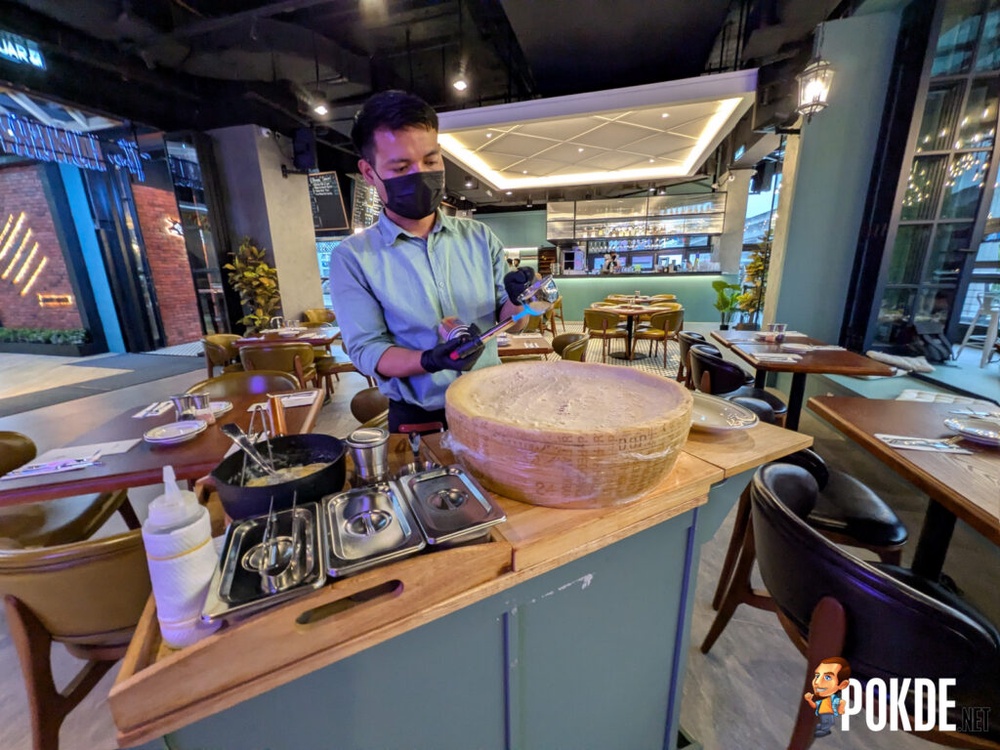 Google Pixel 10a Review — Modest Update - 66