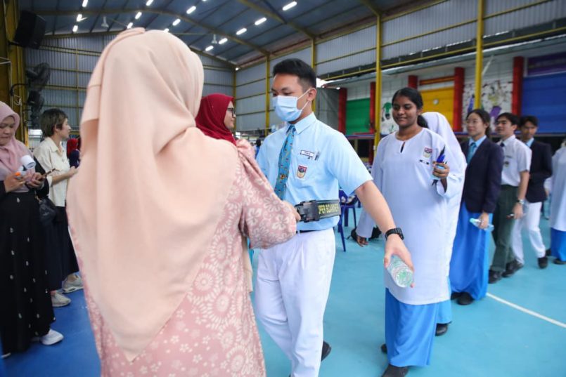 Pengesan Inflared Johor Guna Alat Pengesan Logam Di Pusat Peperiksaan SPM