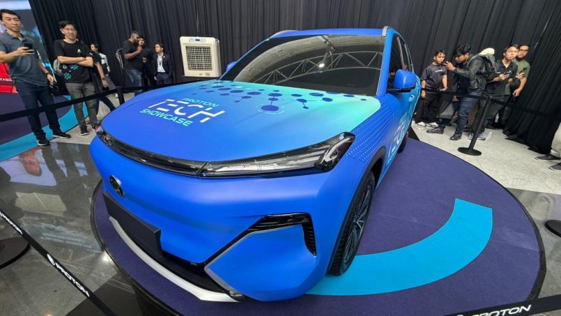 Proton Bakal Hadir Dengan Kereta Hibrid Pertama Mereka Pada Tahun 2026