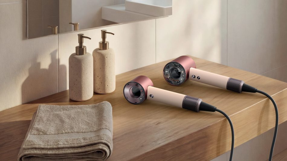 Image from: Dyson Supersonic Travel Hair Dryer Kini Di Malaysia Pada Harga RM1399