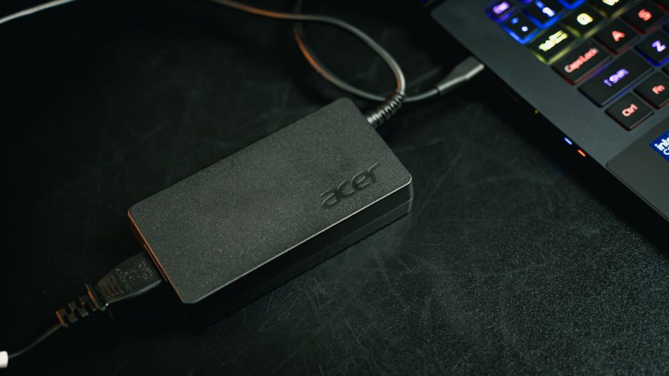 Image from: Ulasan Acer Predator Triton 14 AI – Prestasi Gaming Hebat Dalam Rangka Kecil