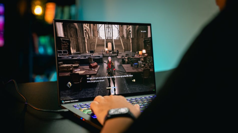 Image from: Ulasan Acer Predator Triton 14 AI – Prestasi Gaming Hebat Dalam Rangka Kecil