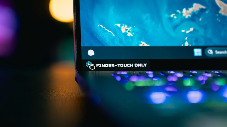 Image from: Ulasan Acer Predator Triton 14 AI – Prestasi Gaming Hebat Dalam Rangka Kecil