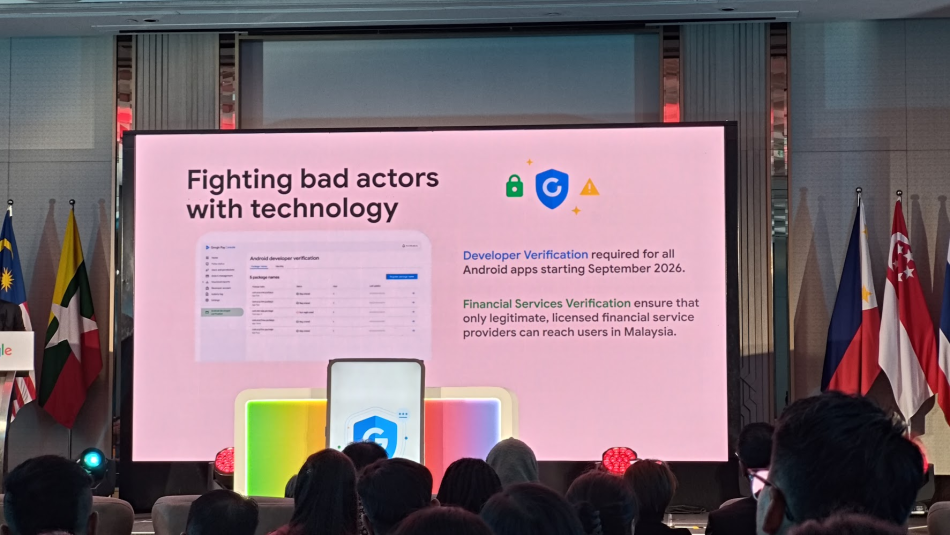 Image from: Google Play Store Tempatan Dikemaskini Dengan Ciri Keselamatan Enhanced Fraud Protection