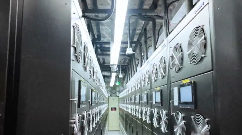 Image from: Pusat Data Bawah Laut Menggunakan Kuasa Kincir Angin Beroperasi Sepenuhnya Di Shanghai
