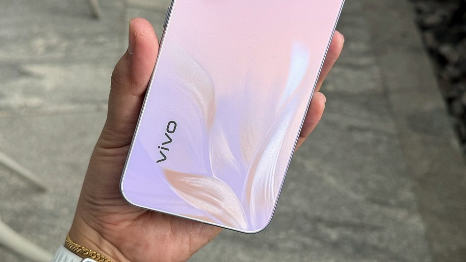 Image from: Ulasan Vivo V70 FE – Praktikal Dan Cukup Memadai