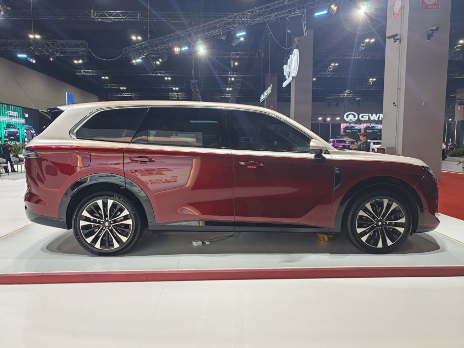 Image from: TQ Wuling HuaJing S Membuat Penampilan Sulung Di KLIMS 2026