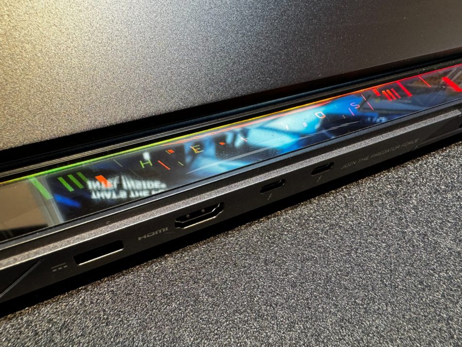Image from: Pandang Pertama Acer Predator Helios 18 AI – Pengganti Desktop