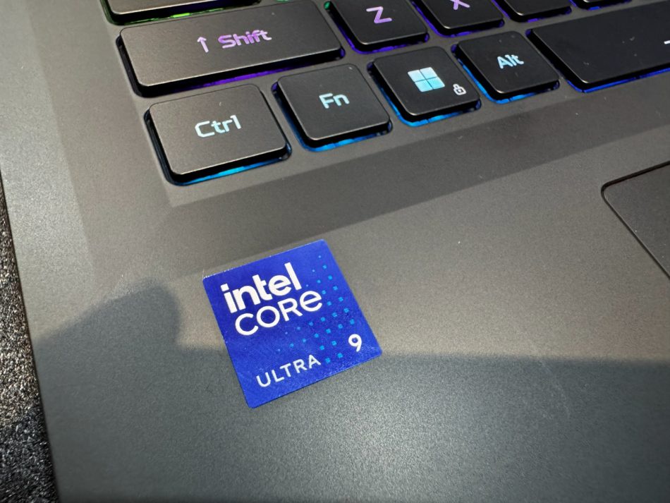 Image from: Pandang Pertama Acer Predator Helios 18 AI – Pengganti Desktop