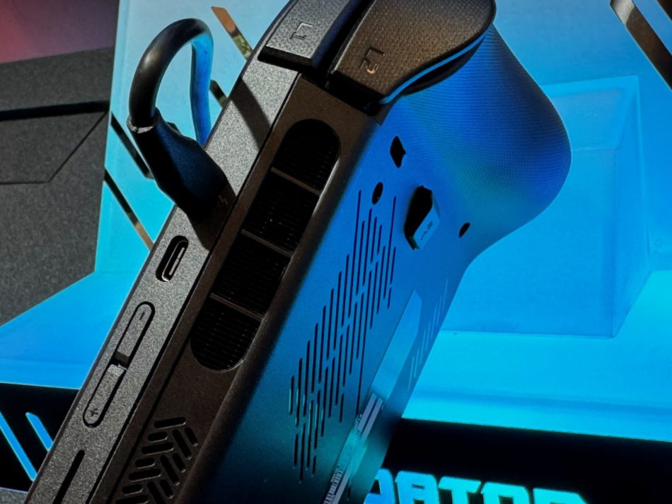 Image from: Pandang Pertama Acer Predator Atlas 8 – Pencabar Baru Masuk Gelanggang