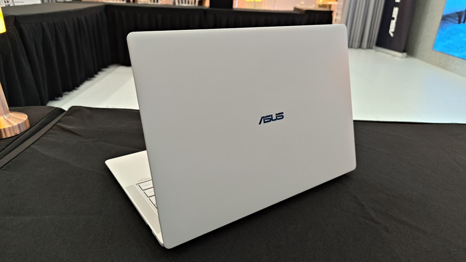 Image from: Produktiviti Maksima Dengan Komputer Riba Bisnes Mercu ASUS ExpertBook Ultra
