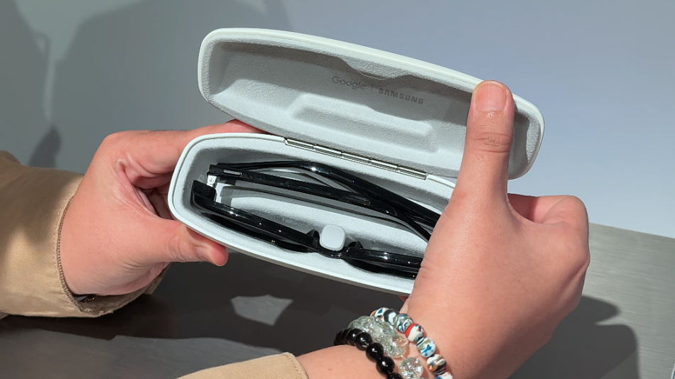 Image from: Pandang Pertama Samsung Intelligent Eyewear— Apabila AI Bertemu Gaya