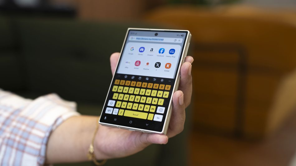Image from: Pandang Pertama Samsung Galaxy Z Fold8 Ultra Dan Z Fold8 – Dua Lipatan Premium