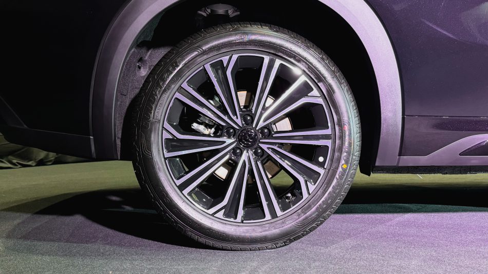 Image from: Proton eMas 7 PHEV CKD 2026 Diperkenalkan – Kini Dengan Tambahan Fungsi Kerusi Urut