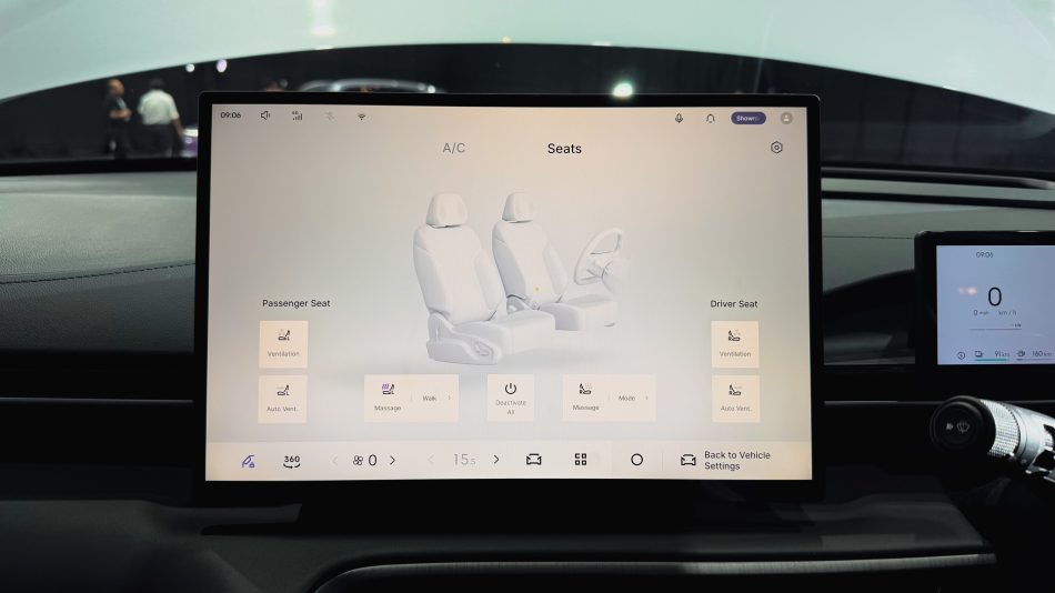 Image from: Proton eMas 7 PHEV CKD 2026 Diperkenalkan – Kini Dengan Tambahan Fungsi Kerusi Urut