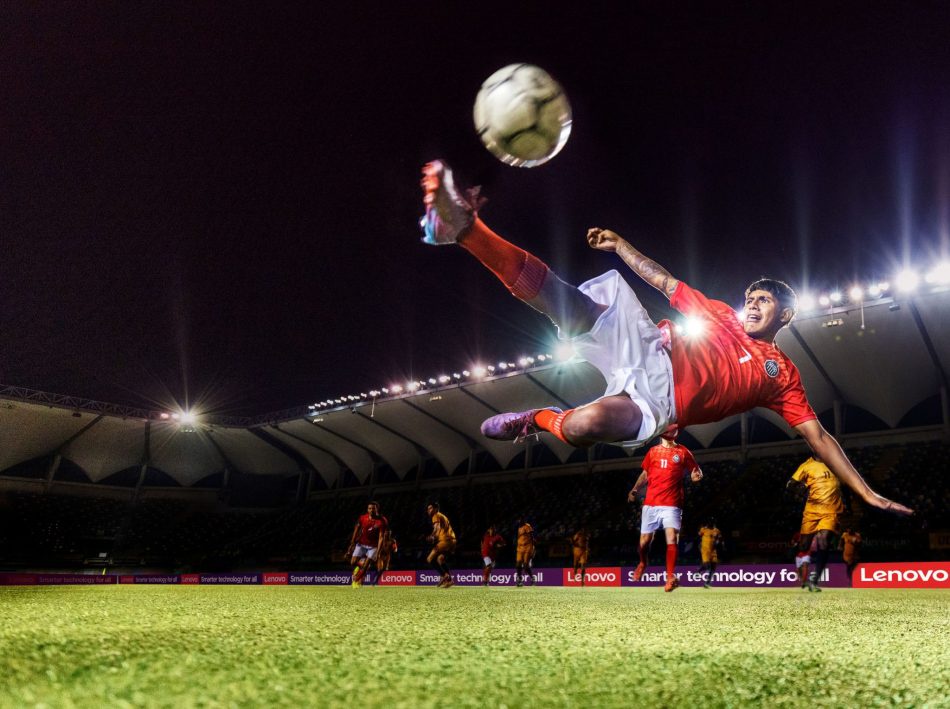 Image from: Teknologi Referee View Lenovo Dapat Sambutan Di Piala Dunia – Ubah Cara Menonton Bola Sepak