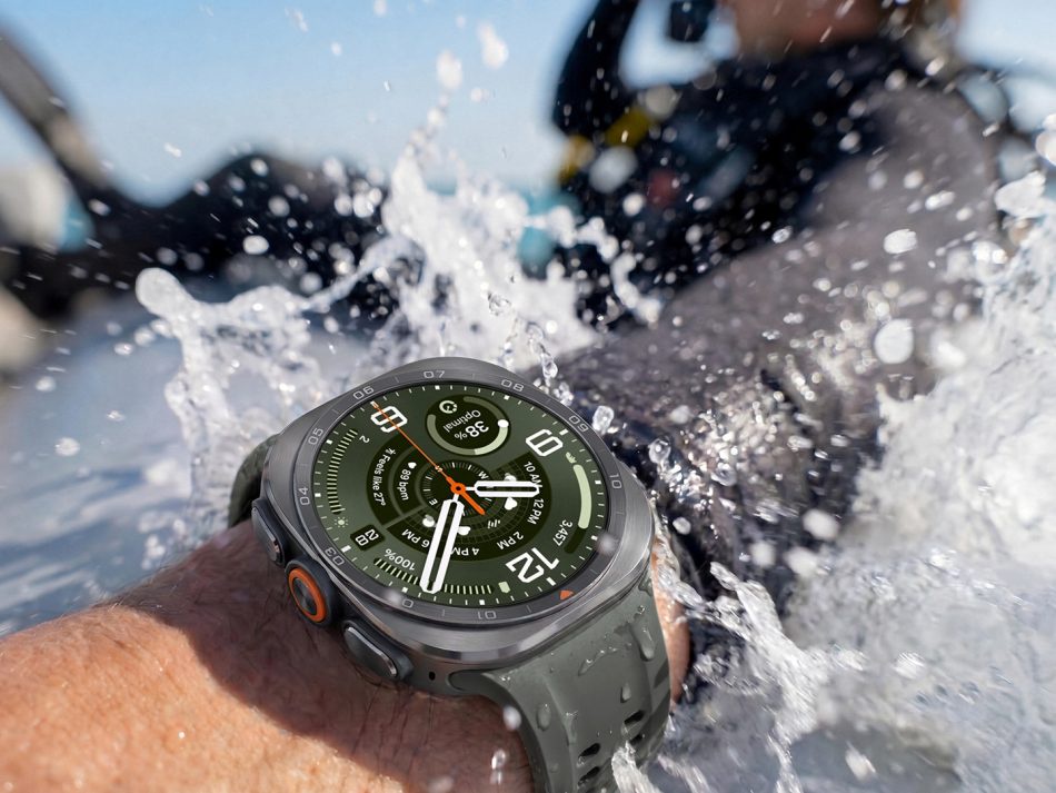 Image from: Samsung Galaxy Watch Ultra2 Dengan Kemampuan Dibawa Menyelam Dilancarkan -Harga RM3399