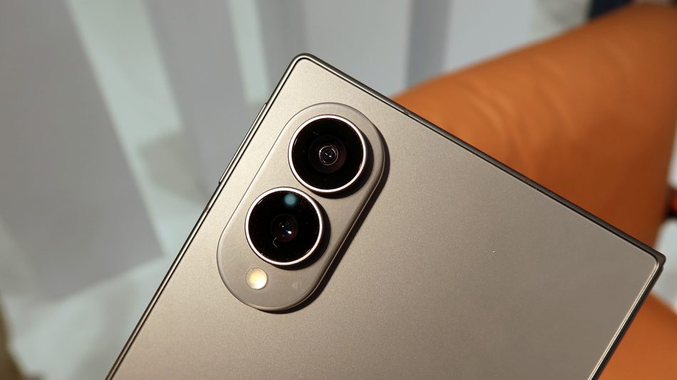 Image from: Pandang Pertama Samsung Galaxy Z Fold8 Ultra Dan Z Fold8 – Dua Lipatan Premium