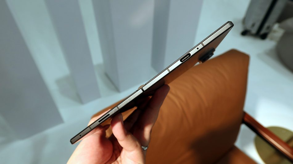 Image from: Pandang Pertama Samsung Galaxy Z Fold8 Ultra Dan Z Fold8 – Dua Lipatan Premium