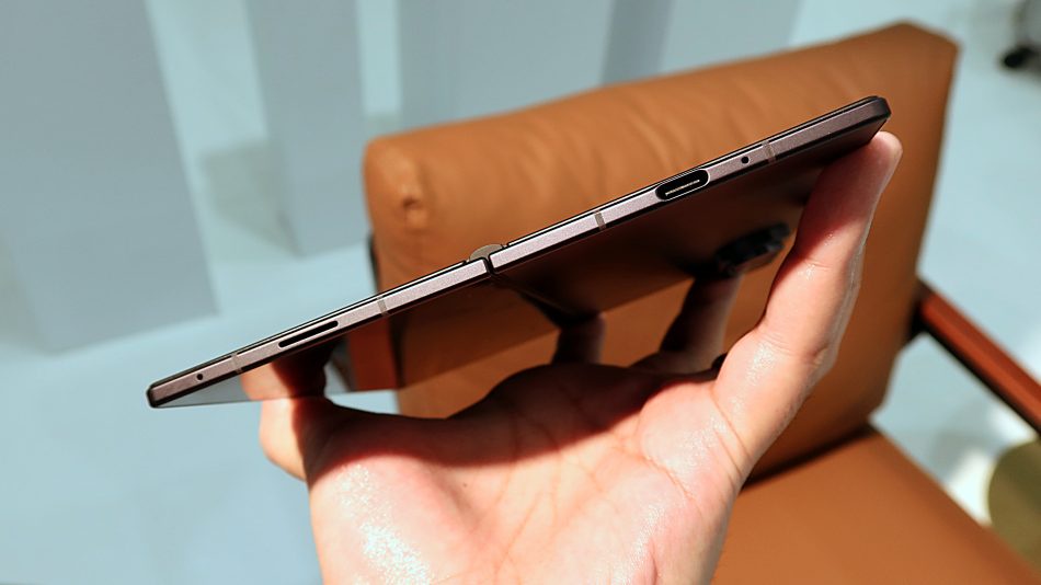 Image from: Pandang Pertama Samsung Galaxy Z Fold8 Ultra Dan Z Fold8 – Dua Lipatan Premium