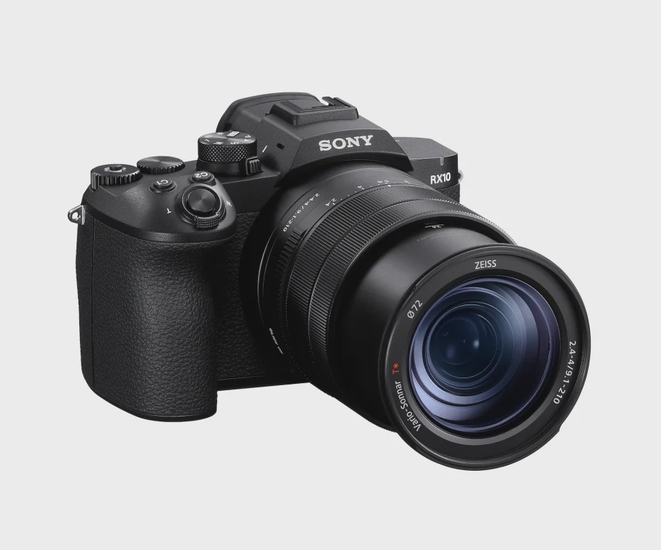 Image from: Sony RX10 V Dijual Di Malaysia Pada Harga RM8999
