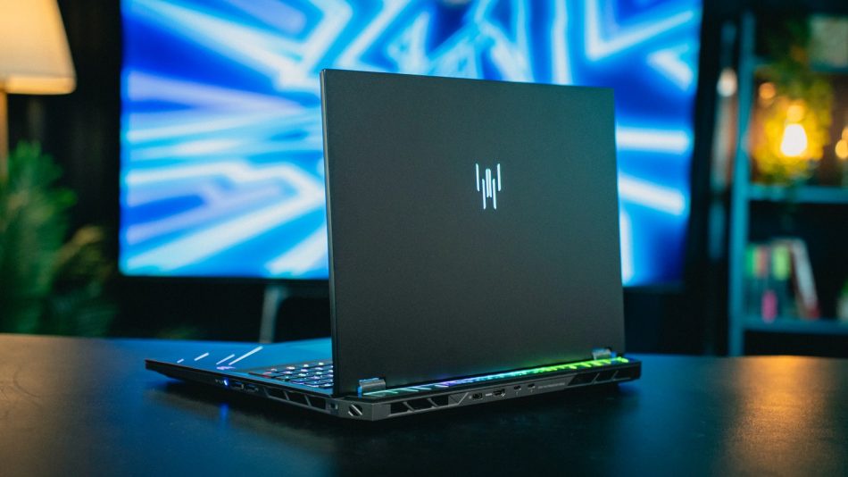 Image from: Predator Helios 18 AI – Prestasi Desktop Premium Dalam Rangka Komputer Riba