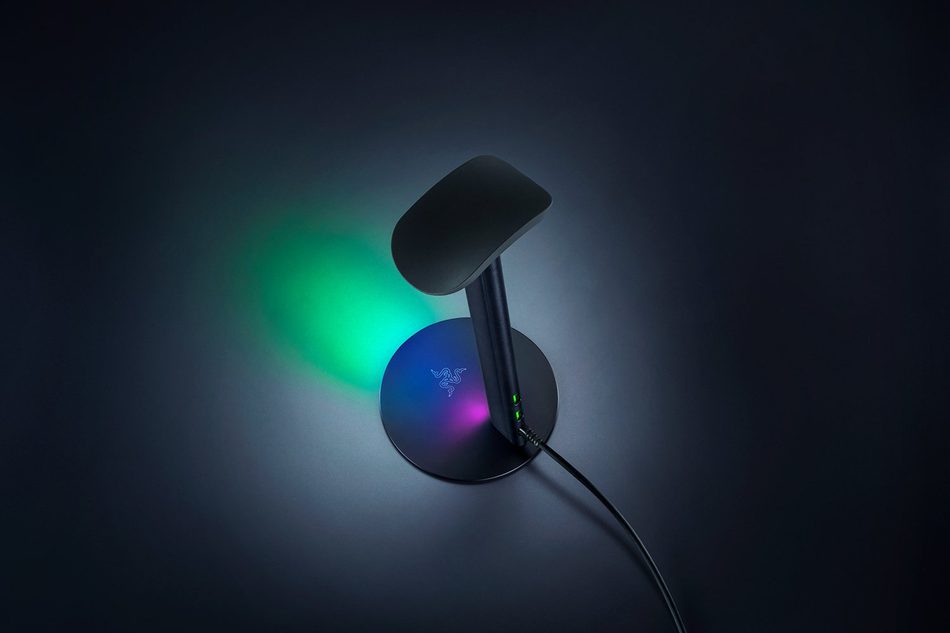 Image from: Razer Perkenalkan Base Station V3 Chroma Dengan Lampu RGB – Harga RM359