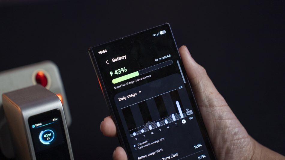 Image from: Ulasan Samsung Galaxy Z Fold8 Ultra – Macam Lain Tapi Sama, Macam Sama Tapi Lain