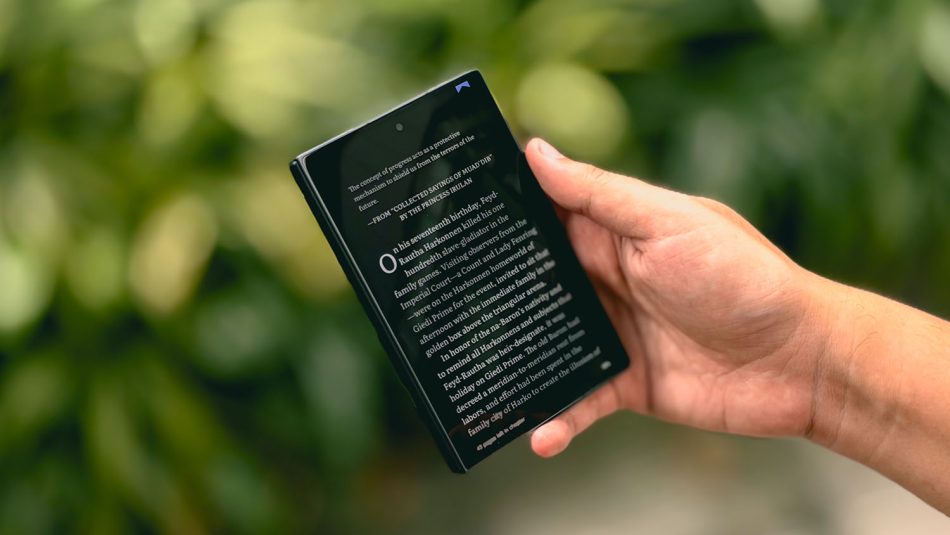 Image from: Samsung Galaxy Z Fold8 dan Z Flip8 Adalah Peranti Komik K-Pop Kompak Kreatif